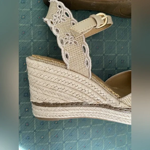 Crown Vintage Beige Narri Wedge Sandal Espadrille - Picture 8 of 16